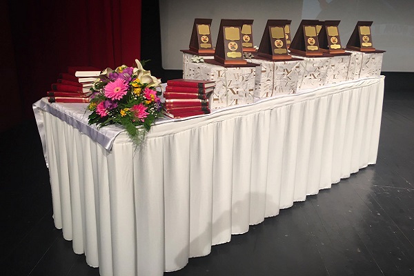 Dodela nagrada za đake srednjih škola u Gornjem Milanovcu