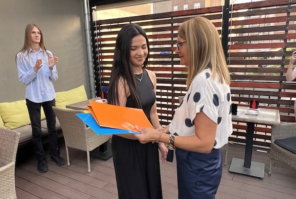 Klub privrednika novčano nagradio đake generacije srednjih škola u Gornjem Milanovcu